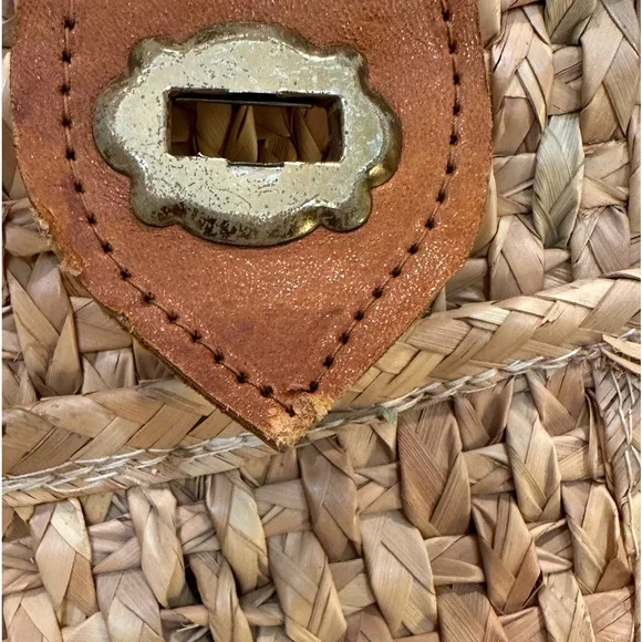 🌟HP🌟VTG 1980s Woven Palm Straw Handbag with Leather Accents - Picture 16 of 16